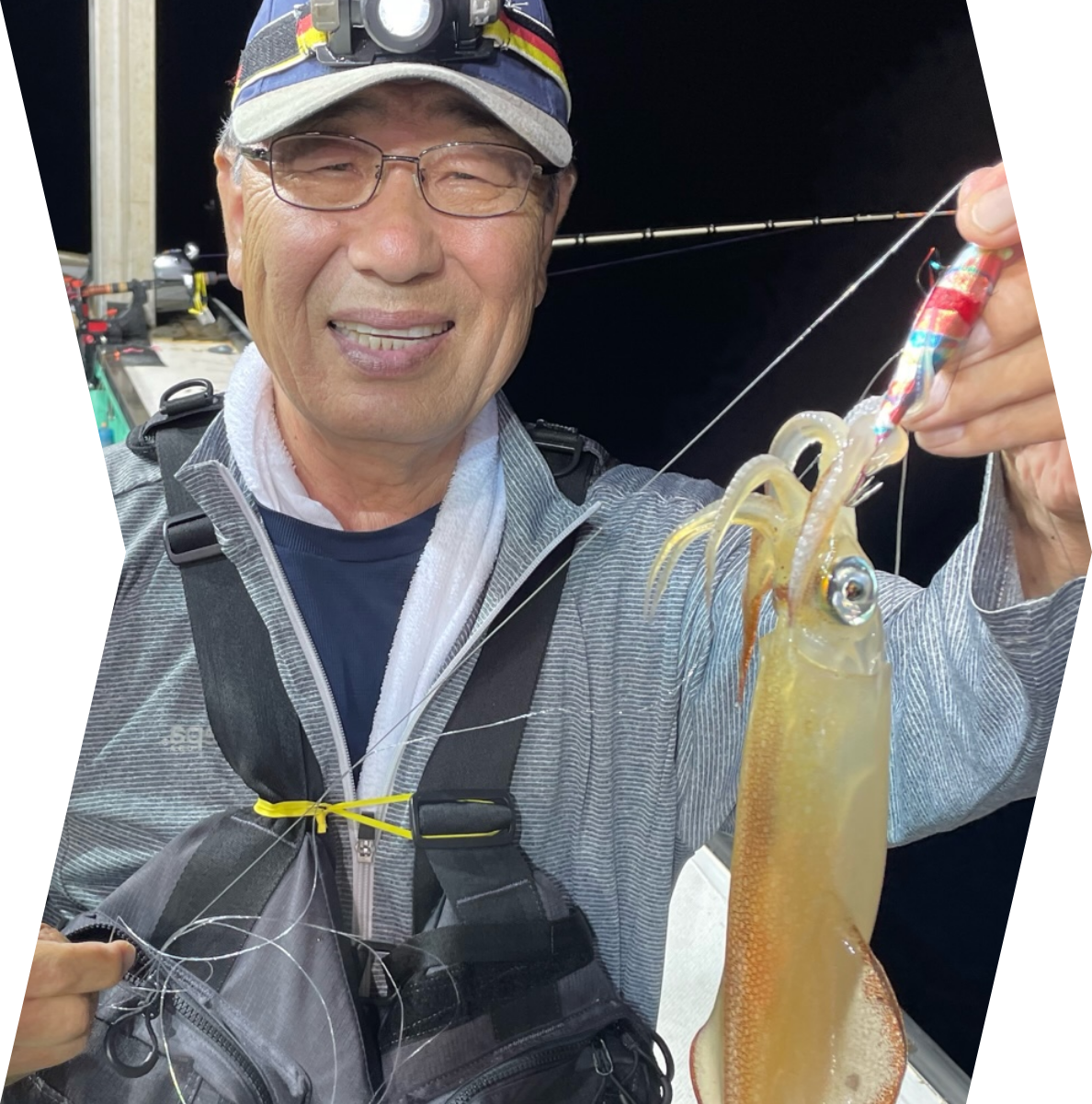 魚影豊かな若狭の大海原イカを釣る